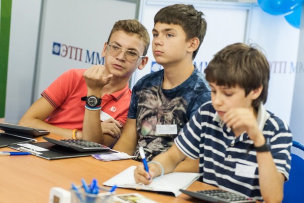 «Школа юного инвестора» возобновила работу на ВДНХ!