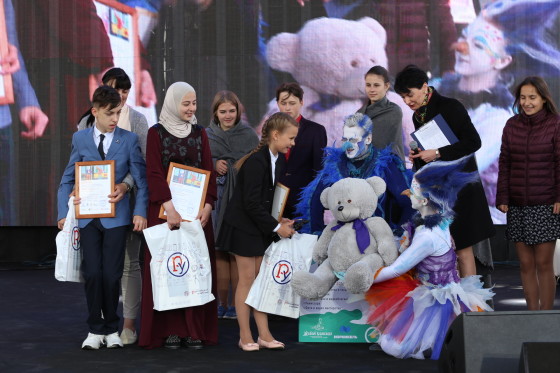 На Красной площади выбрали лучших юных чтецов России