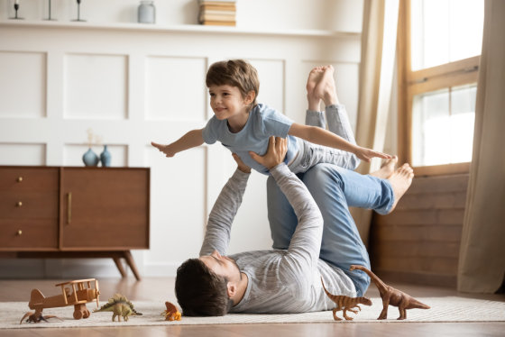 Топ-пять веселых и полезных игр с детьми в домашних условиях